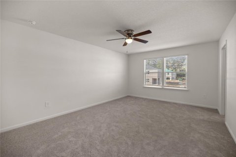Townhouse in Ocala, Florida 3 bedrooms, 158.58 sq.m. № 1848607 - photo 16