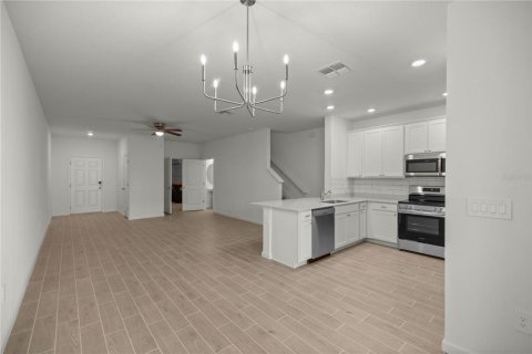 Townhouse in Ocala, Florida 3 bedrooms, 158.58 sq.m. № 1848607 - photo 6