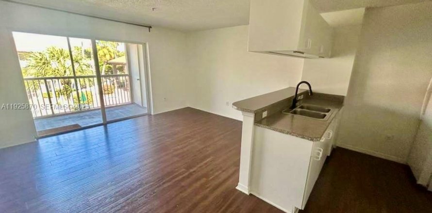 Квартира в Холливуд, Флорида 1 спальня, 49.89м2 № 1984427