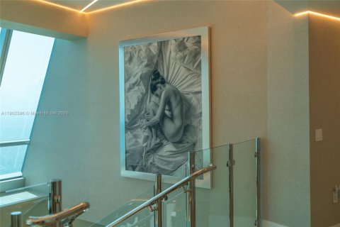 Condominio en alquiler en Sunny Isles Beach, Florida, 6 dormitorios, 774.06 m2 № 2054204 - foto 17