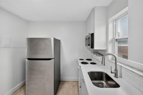 Appartement à louer à Miami, Floride: 1 chambre, 60.39 m2 № 1898113 - photo 13