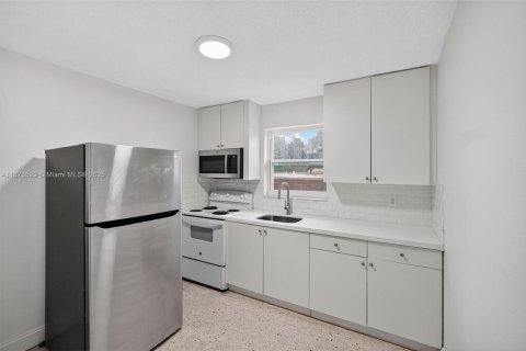 Appartement à louer à Miami, Floride: 1 chambre, 60.39 m2 № 1898113 - photo 6
