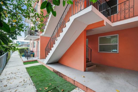 Appartement à louer à Miami, Floride: 1 chambre, 60.39 m2 № 1898113 - photo 2