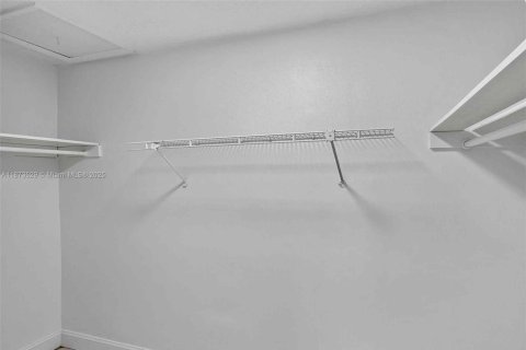 Appartement à louer à Miami, Floride: 1 chambre, 60.39 m2 № 1898113 - photo 14