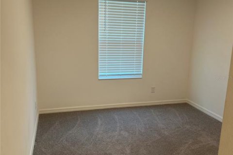 Touwnhouse à louer à Howey-in-the-Hills, Floride: 4 chambres, 199.18 m2 № 2156219 - photo 6
