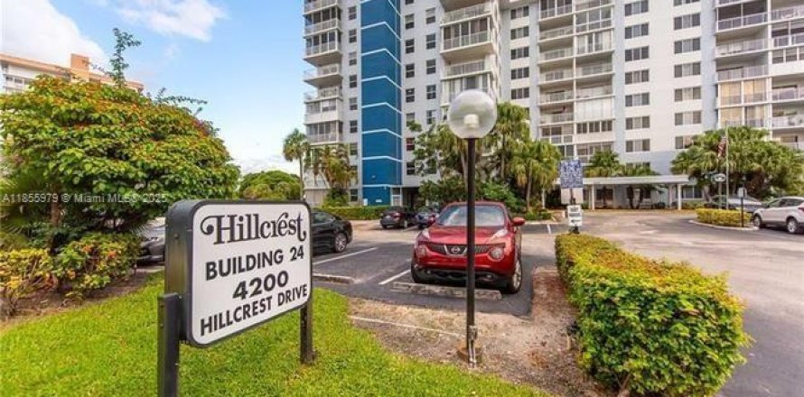 Condo à Hollywood, Floride, 2 chambres  № 1880183