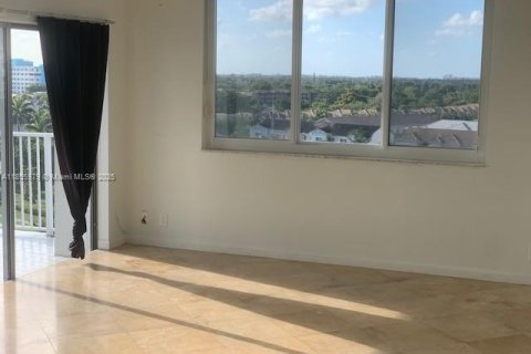 Copropriété à louer à Hollywood, Floride: 2 chambres, 119.29 m2 № 1880183 - photo 12