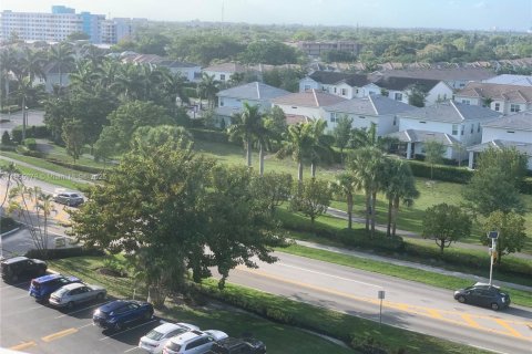 Copropriété à louer à Hollywood, Floride: 2 chambres, 119.29 m2 № 1880183 - photo 8