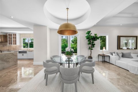 House in Pinecrest, Florida 7 bedrooms, 794.41 sq.m. № 1712298 - photo 24