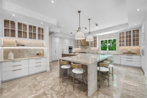 House in Pinecrest, Florida 7 bedrooms, 794.41 sq.m. № 1712298 - photo 23