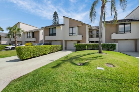 Townhouse in Boca Raton, Florida 3 bedrooms, 195.56 sq.m. № 2194037