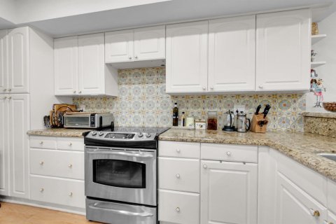 Townhouse in Boca Raton, Florida 3 bedrooms, 195.56 sq.m. № 2194037 - photo 12