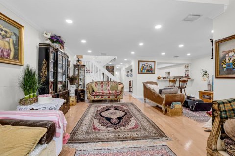 Townhouse in Boca Raton, Florida 3 bedrooms, 195.56 sq.m. № 2194037 - photo 16