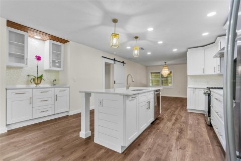 Casa en venta en Crystal River, Florida, 4 dormitorios, 241.92 m2 № 1918312 - foto 16