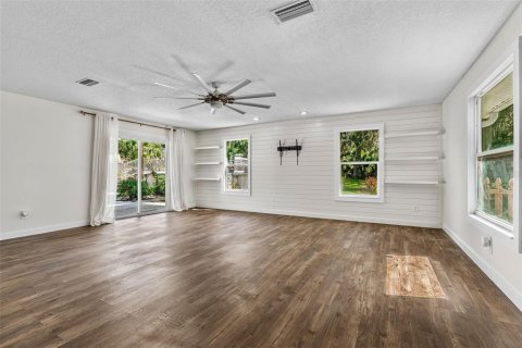 Casa en venta en Crystal River, Florida, 4 dormitorios, 241.92 m2 № 1918312 - foto 20