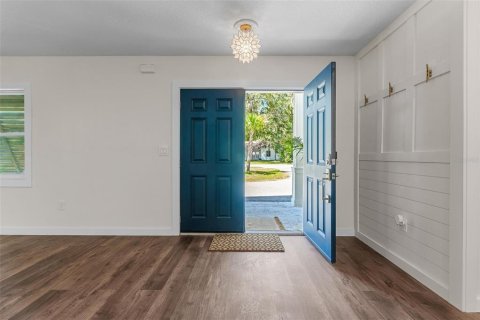 Casa en venta en Crystal River, Florida, 4 dormitorios, 241.92 m2 № 1918312 - foto 8