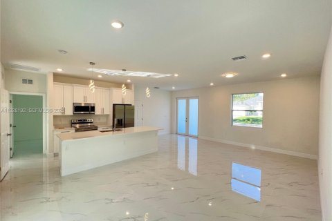 Villa ou maison à louer à Lehigh Acres, Floride: 3 chambres № 1988299 - photo 30