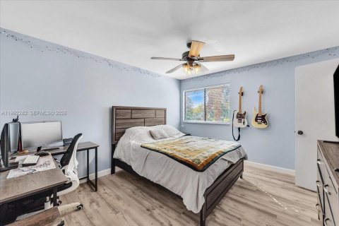 Condo in Davie, Florida, 2 bedrooms  № 2058858 - photo 20