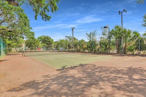 Condo in Davie, Florida, 2 bedrooms  № 2058858 - photo 29