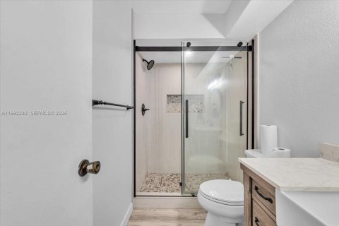 Condo in Davie, Florida, 2 bedrooms  № 2058858 - photo 19