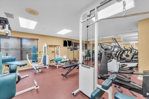 Condo in Davie, Florida, 2 bedrooms  № 2058858 - photo 25