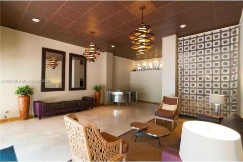 Apartment in Miami Beach, Florida 2 bedrooms, 108.51 sq.m. № 1821697 - photo 19