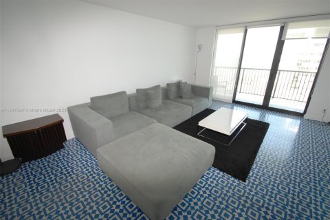 Apartment in Miami Beach, Florida 2 bedrooms, 108.51 sq.m. № 1821697 - photo 8