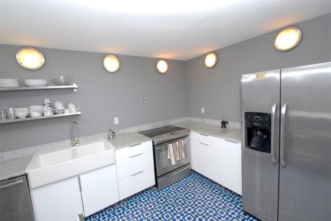 Apartment in Miami Beach, Florida 2 bedrooms, 108.51 sq.m. № 1821697 - photo 4