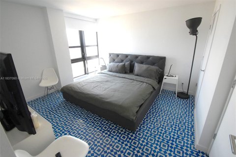 Apartment in Miami Beach, Florida 2 bedrooms, 108.51 sq.m. № 1821697 - photo 14