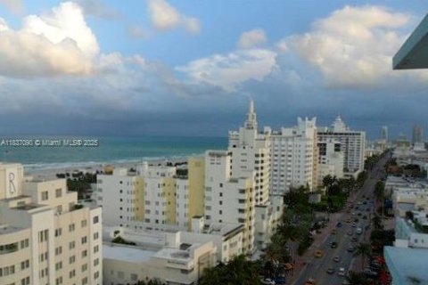 Apartment in Miami Beach, Florida 2 bedrooms, 108.51 sq.m. № 1821697 - photo 7