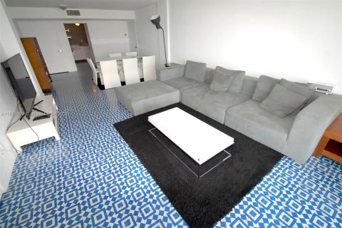 Apartment in Miami Beach, Florida 2 bedrooms, 108.51 sq.m. № 1821697 - photo 2
