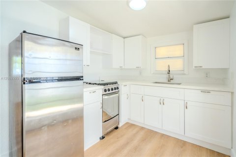 Villa ou maison à Miami, Floride 1 chambre, 46.45 m2 № 2376077