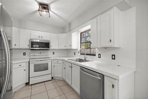 House in Summerfield, Florida 3 bedrooms, 109.25 sq.m. № 1853933 - photo 16