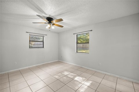 House in Summerfield, Florida 3 bedrooms, 109.25 sq.m. № 1853933 - photo 22