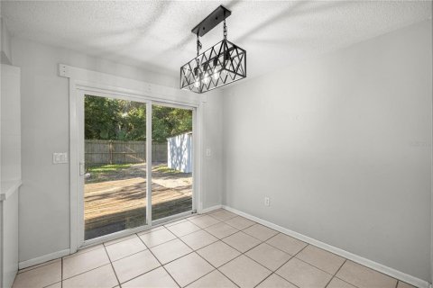 House in Summerfield, Florida 3 bedrooms, 109.25 sq.m. № 1853933 - photo 15