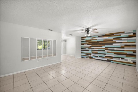 House in Summerfield, Florida 3 bedrooms, 109.25 sq.m. № 1853933 - photo 11