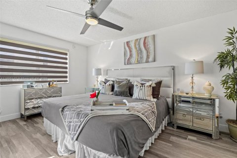 Copropriété à vendre à Sunrise, Floride: 2 chambres, 127 m2 № 1944849 - photo 25