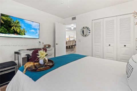 Copropriété à vendre à Sunrise, Floride: 2 chambres, 127 m2 № 1944849 - photo 30