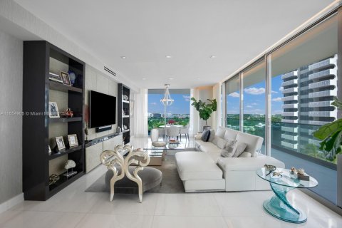 Condo in Bal Harbour, Florida, 3 bedrooms  № 1703693 - photo 3