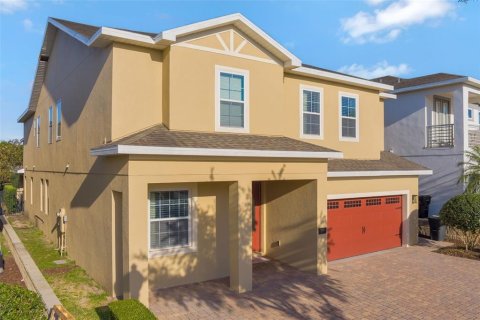 House in Kissimmee, Florida 11 bedrooms, 437.29 sq.m. № 1675171 - photo 3