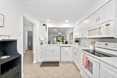 Condominio en venta en Bradenton, Florida, 2 dormitorios, 99.96 m2 № 1382424 - foto 8