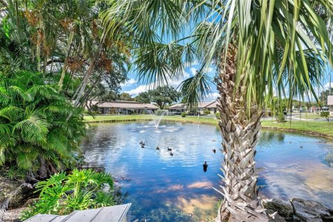 Condominio en venta en Bradenton, Florida, 2 dormitorios, 99.96 m2 № 1382424 - foto 13