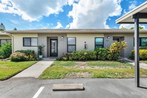Condominio en venta en Bradenton, Florida, 2 dormitorios, 99.96 m2 № 1382424 - foto 1
