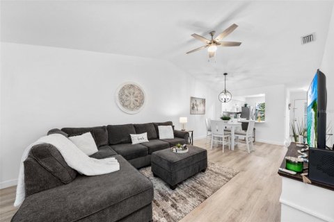 Condominio en venta en Bradenton, Florida, 2 dormitorios, 99.96 m2 № 1382424 - foto 3