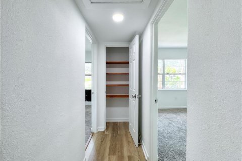 Casa en venta en Orlando, Florida, 4 dormitorios, 204.29 m2 № 1902169 - foto 20