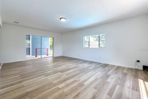 Casa en venta en Orlando, Florida, 4 dormitorios, 204.29 m2 № 1902169 - foto 12