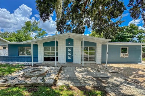 Casa en venta en Orlando, Florida, 4 dormitorios, 204.29 m2 № 1902169 - foto 1