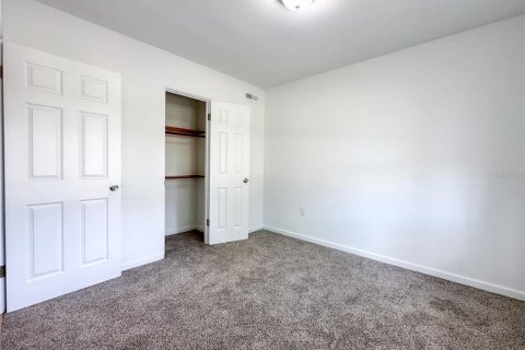 Casa en venta en Orlando, Florida, 4 dormitorios, 204.29 m2 № 1902169 - foto 24