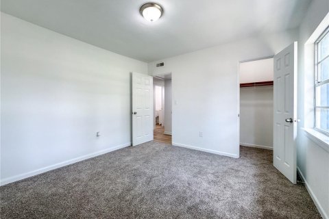 Casa en venta en Orlando, Florida, 4 dormitorios, 204.29 m2 № 1902169 - foto 26