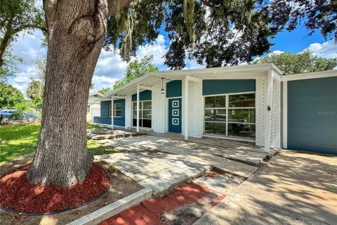 Casa en venta en Orlando, Florida, 4 dormitorios, 204.29 m2 № 1902169 - foto 3